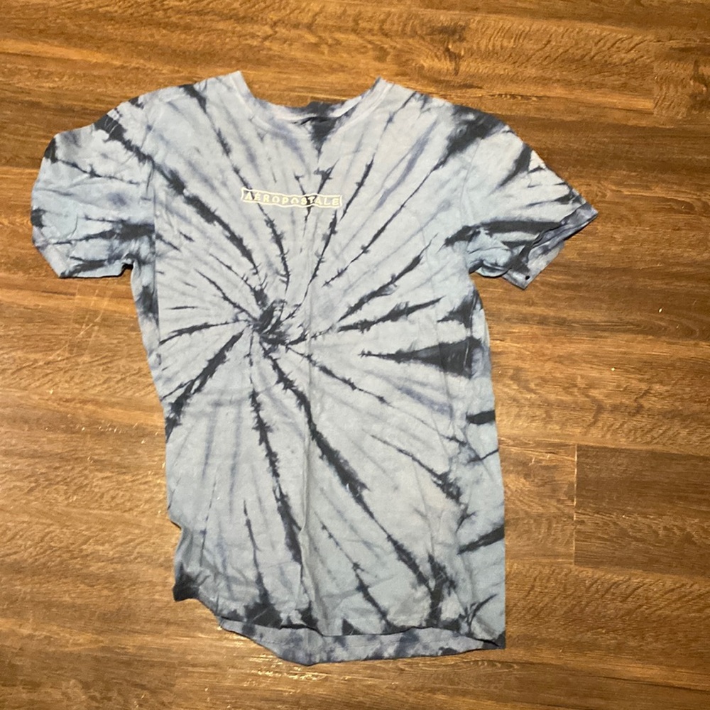 Aeropostale men’s medium tee